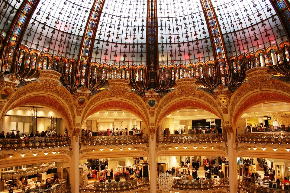 Galeries Lafayette shopping en france